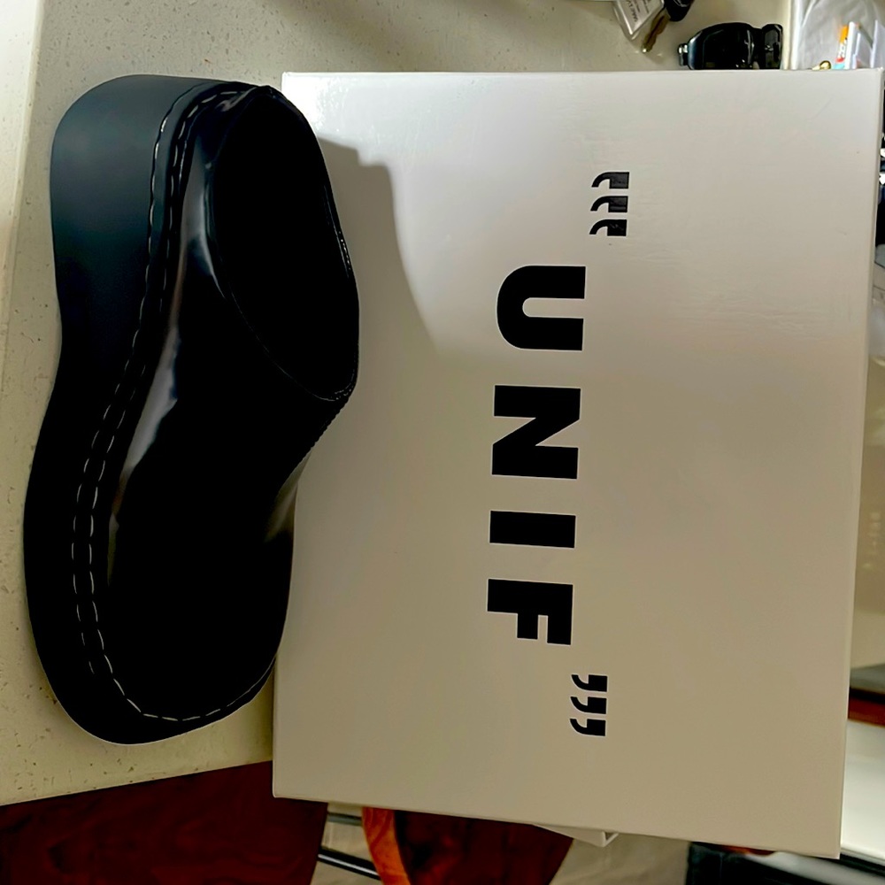 Unif Lurk Black size black never worn.